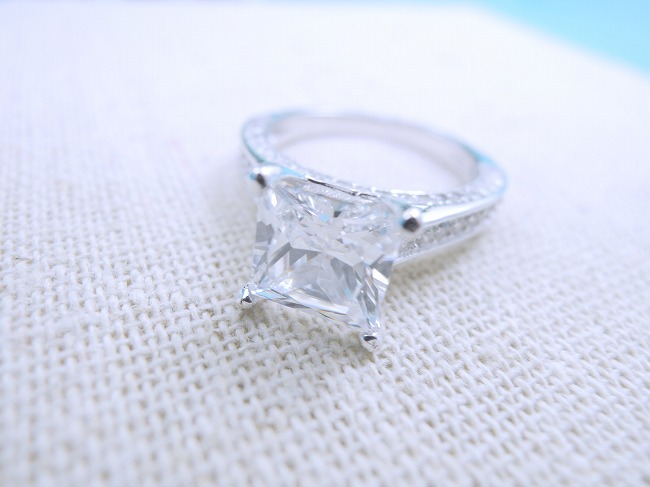 �n�[�g�̃����O