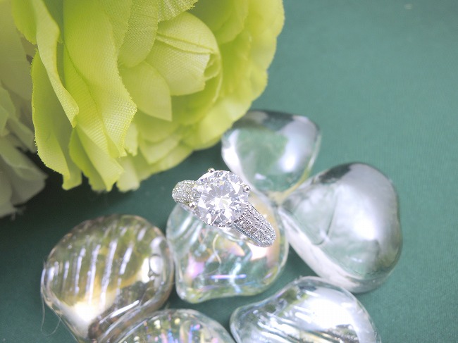 �n�[�g�̃����O