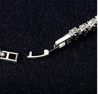 �R�X�`���[���W���G���[�@�l�b�N���X