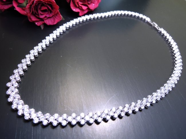 �l�b�N���X