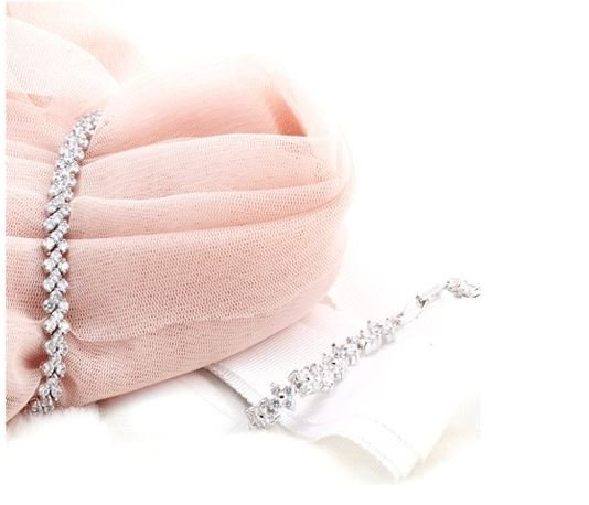 �l�b�N���X