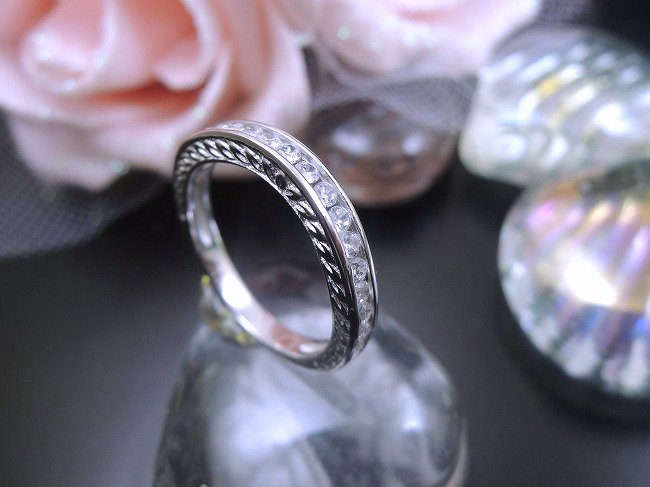 �n�[�g�̃����O