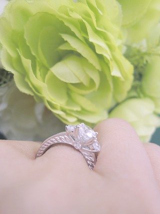 �n�[�g�̃����O