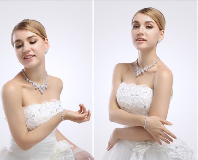 �L���[�r�b�N�W���R�j�A�̃l�b�N���X