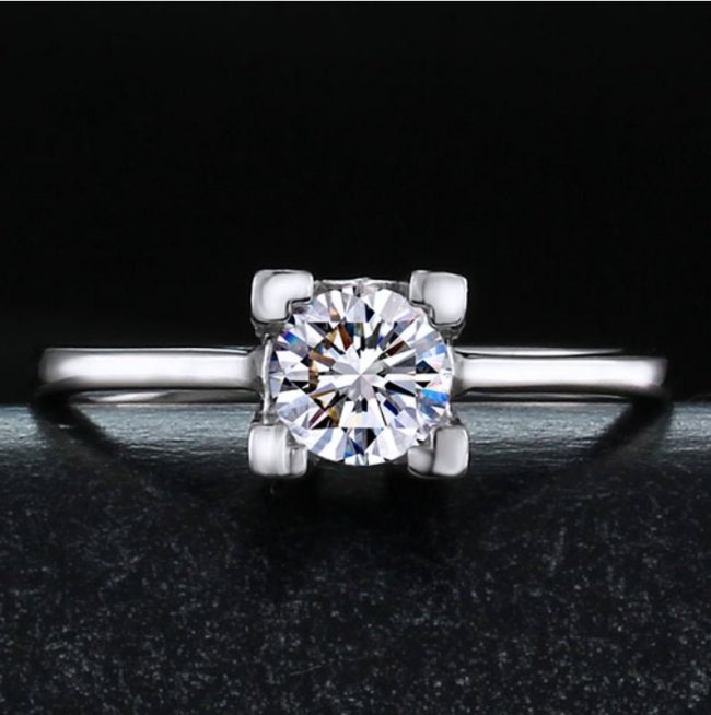 �L���[�r�b�N�W���R�j�A�@�@�����O