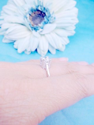 �L���[�r�b�N�W���R�j�A�@�@�����O