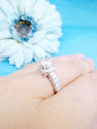 �L���[�r�b�N�W���R�j�A�@�@�����O