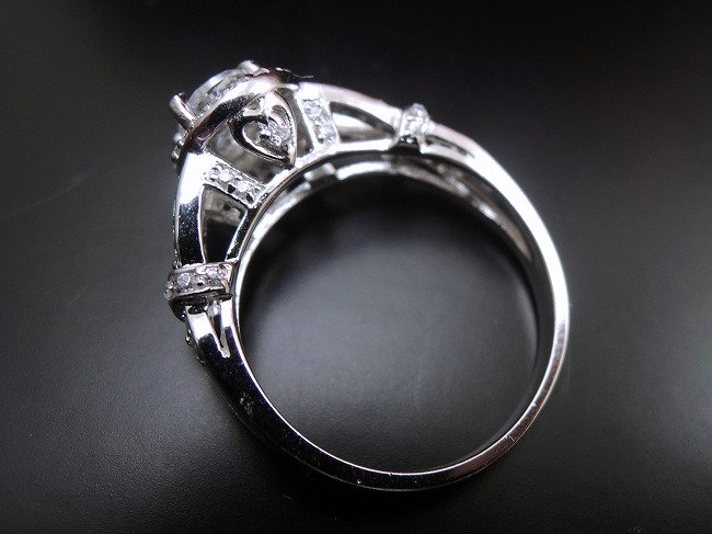 �L���[�r�b�N�W���R�j�A�@�@�����O