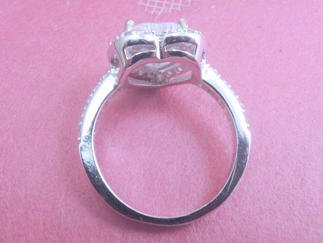 �n�[�g�̃����O