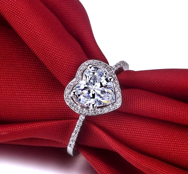 �n�[�g�̃����O