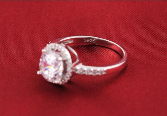 �n�[�g�̃����O