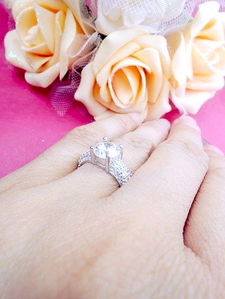 �n�[�g�̃����O