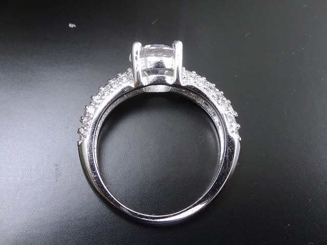 �n�[�g�̃����O