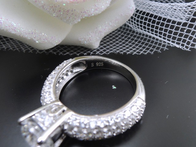 �n�[�g�̃����O