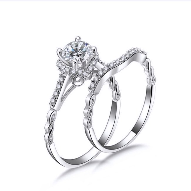 �n�[�g�̃����O