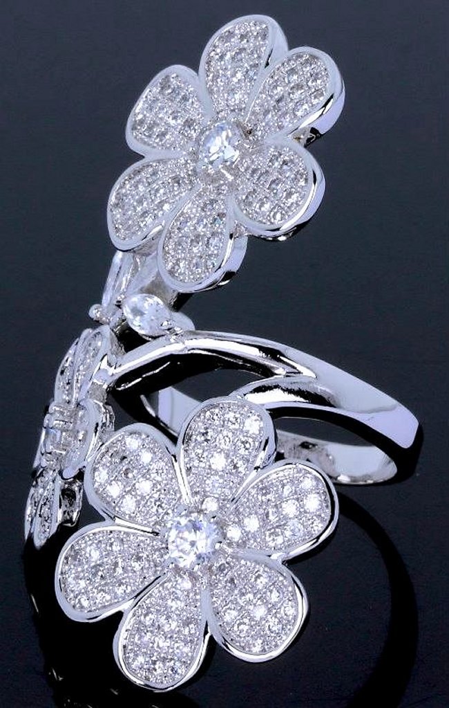 �n�[�g�̃����O