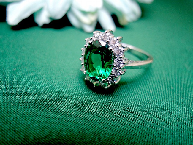 �n�[�g�̃����O