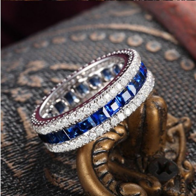 �n�[�g�̃����O