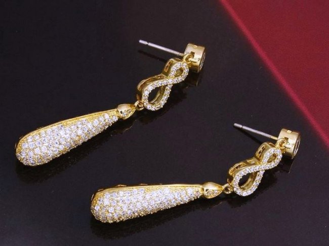 �L���[�r�b�N�W���R�j�A�̃l�b�N���X