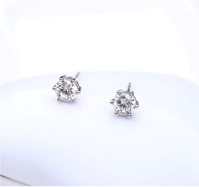 �L���[�r�b�N�W���R�j�A�̃s�A�X