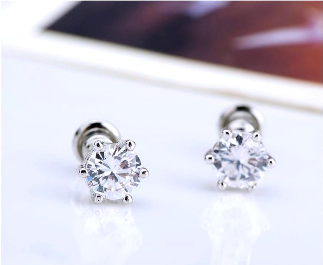 �L���[�r�b�N�W���R�j�A�̃s�A�X