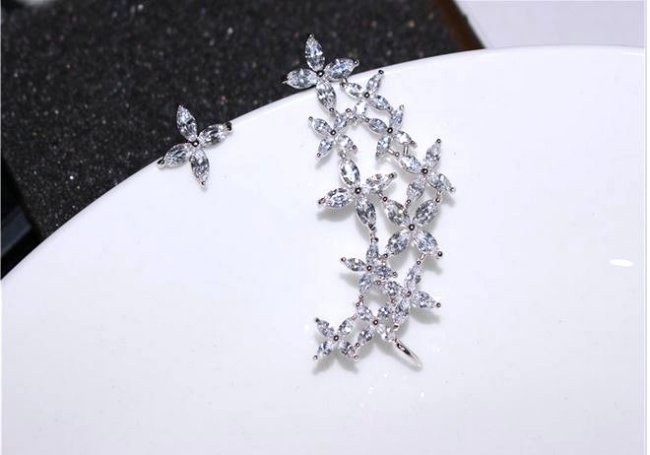 CZ�C���[�J�[�t�E�s�A�X �t�����[���`�[�t