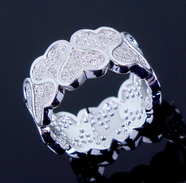 �G�^�j�e�B�����O�@�}�C�N���p���F�Z�b�e�B���O