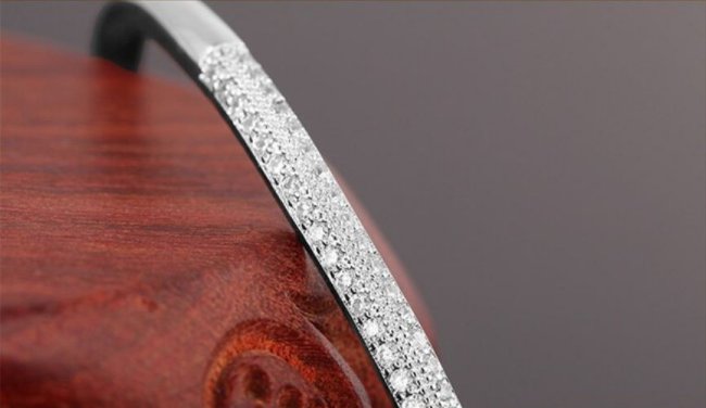 マイクロパヴェセッティング バングル・ブレスレット キュービックジルコニア・アクセサリー