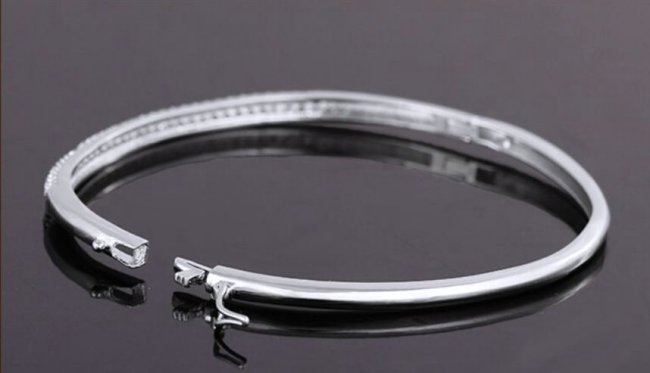 マイクロパヴェセッティング バングル・ブレスレット キュービックジルコニア・アクセサリー