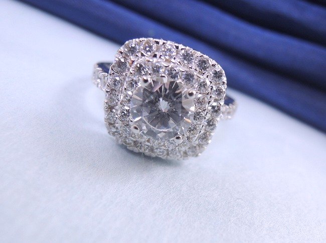 �G�^�j�e�B�����O�@�}�C�N���p���F�Z�b�e�B���O