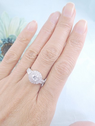 CZ�@�L���[�r�b�N�W���R�j�A�@�����O