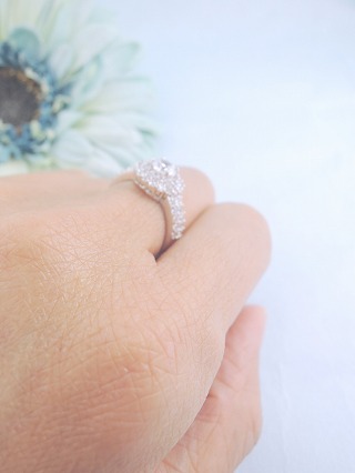 CZ�@�L���[�r�b�N�W���R�j�A�@�����O