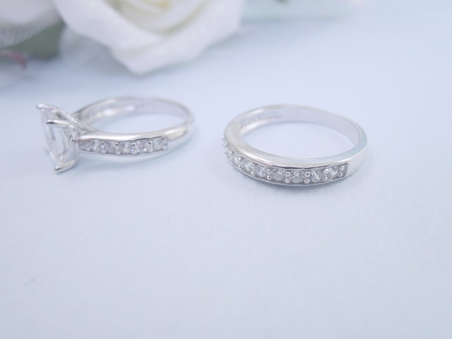 CZ�@�L���[�r�b�N�W���R�j�A�@�����O