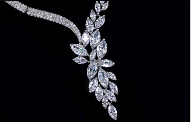 �L���[�r�b�N�W���R�j�A�̃l�b�N���X