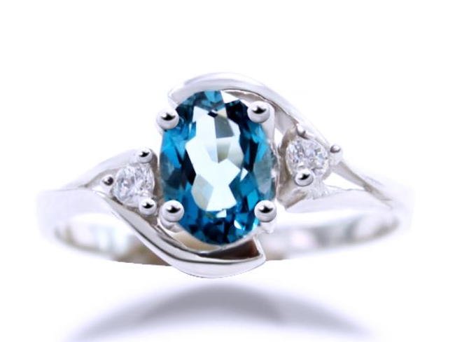 �n�[�g�̃����O