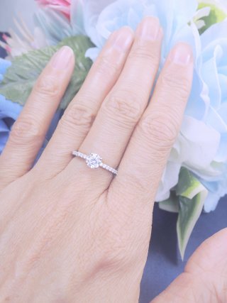 �L���[�r�b�N�W���R�j�A�̃����O