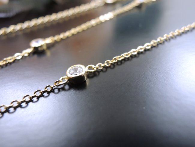 �A�N�Z�T���[�@�l�b�N���X