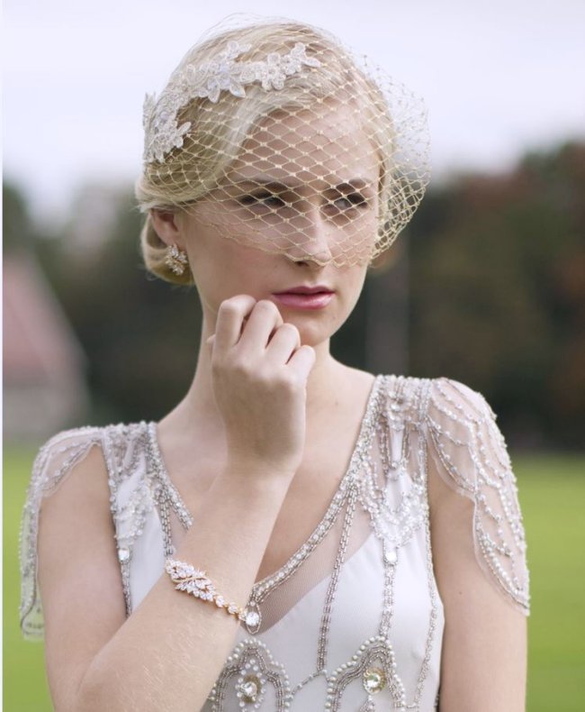 �u���X���b�g�@bracelet �L���[�r�b�N�W���R�j�A�E�A�N�Z�T���[