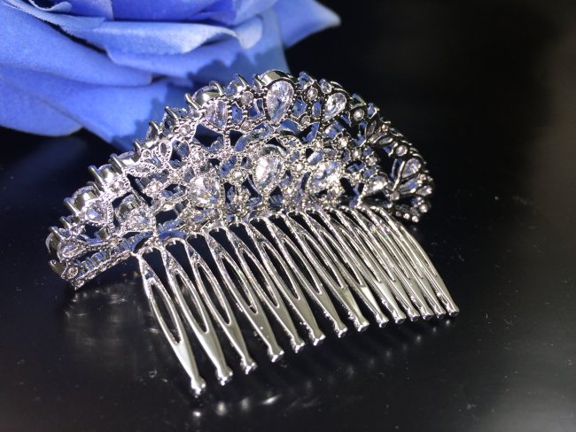 �e�B�A���@�L���[�r�b�N�W���R�j�A