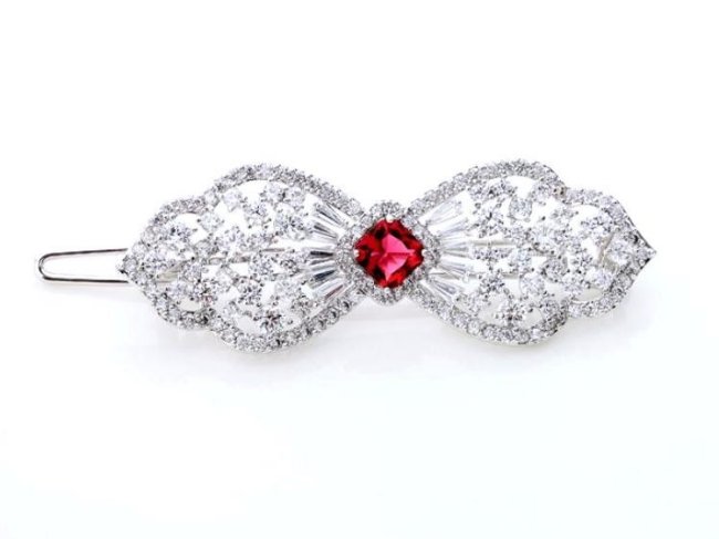 �L���[�r�b�N�W���R�j�A�̃w�A�E�A�N�Z�T���[