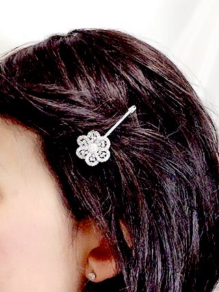 �L���[�r�b�N�W���R�j�A�̃w�A�E�A�N�Z�T���[