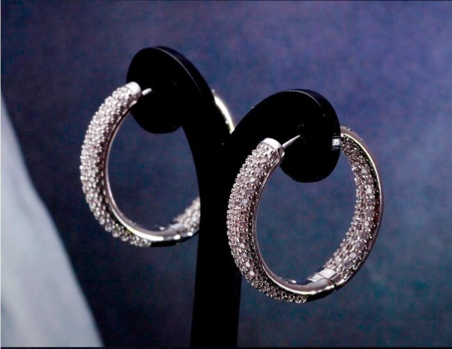 �t�[�v�s�A�X