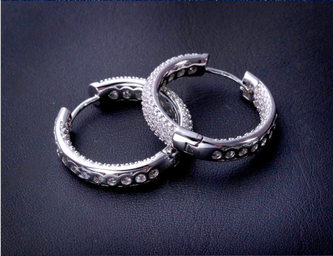 �t�[�v�s�A�X