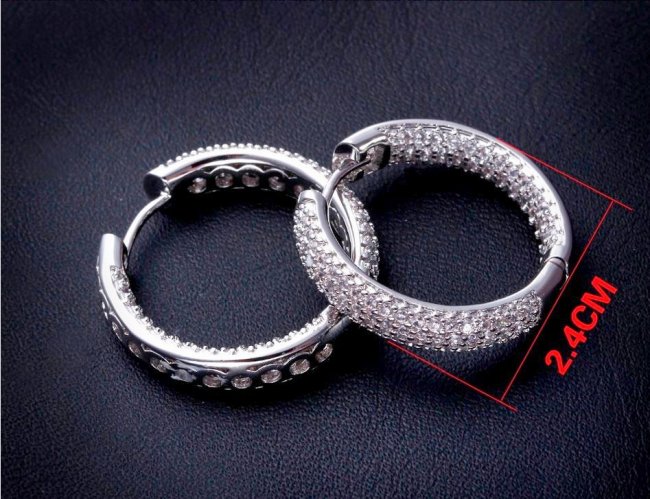 �t�[�v�s�A�X