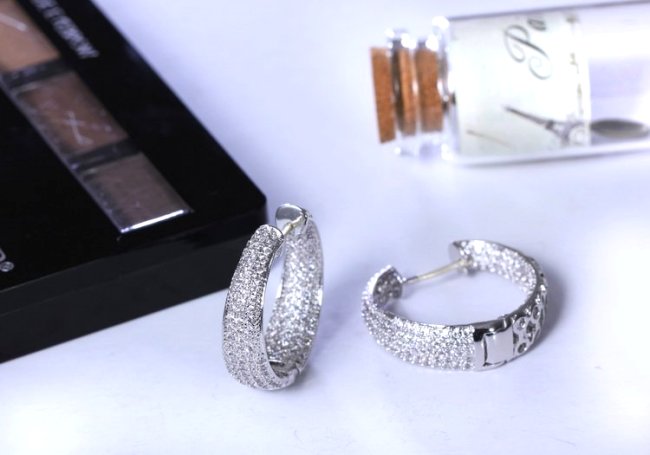 �t�[�v�s�A�X