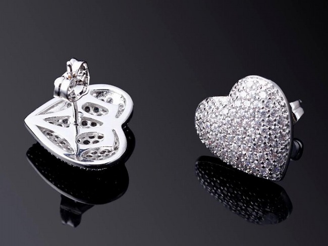 �L���[�r�b�N�W���R�j�A�̃s�A�X