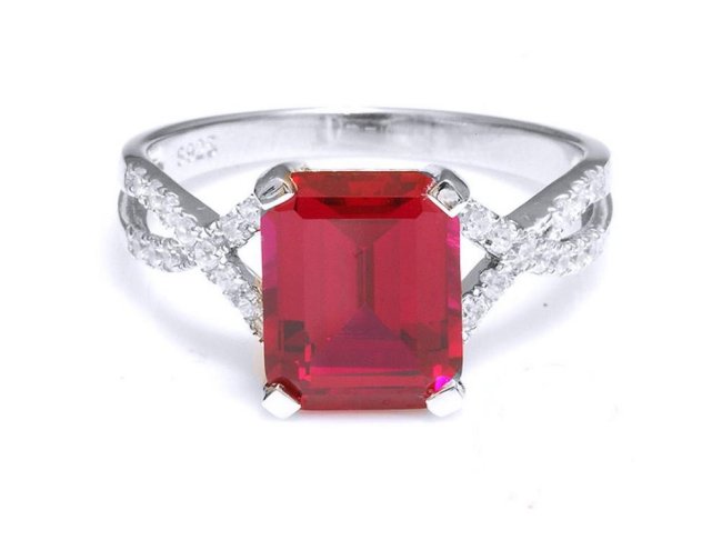 �L���[�r�b�N�W���R�j�A�@���r�[ �����O