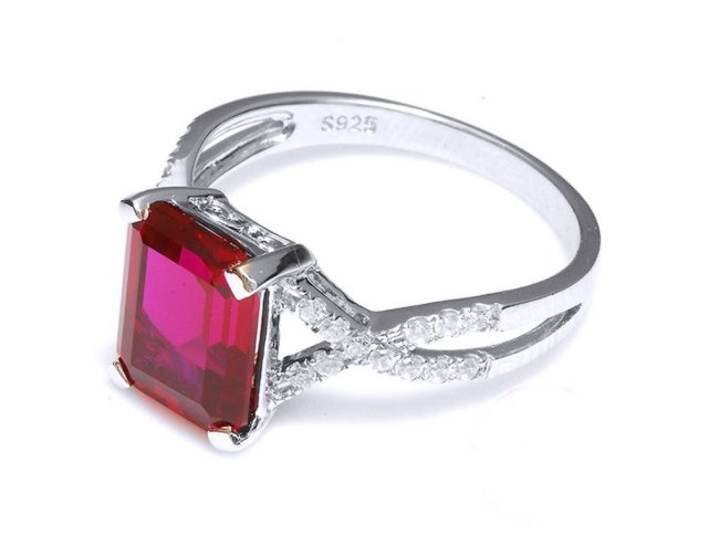 �L���[�r�b�N�W���R�j�A�@���r�[ �����O