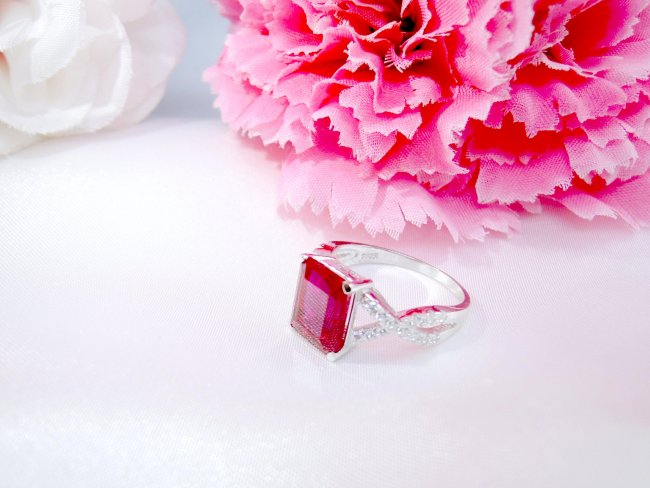 �L���[�r�b�N�W���R�j�A�@���r�[ �����O