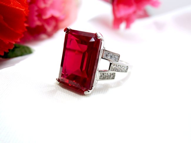 �L���[�r�b�N�W���R�j�A�@���r�[ �����O